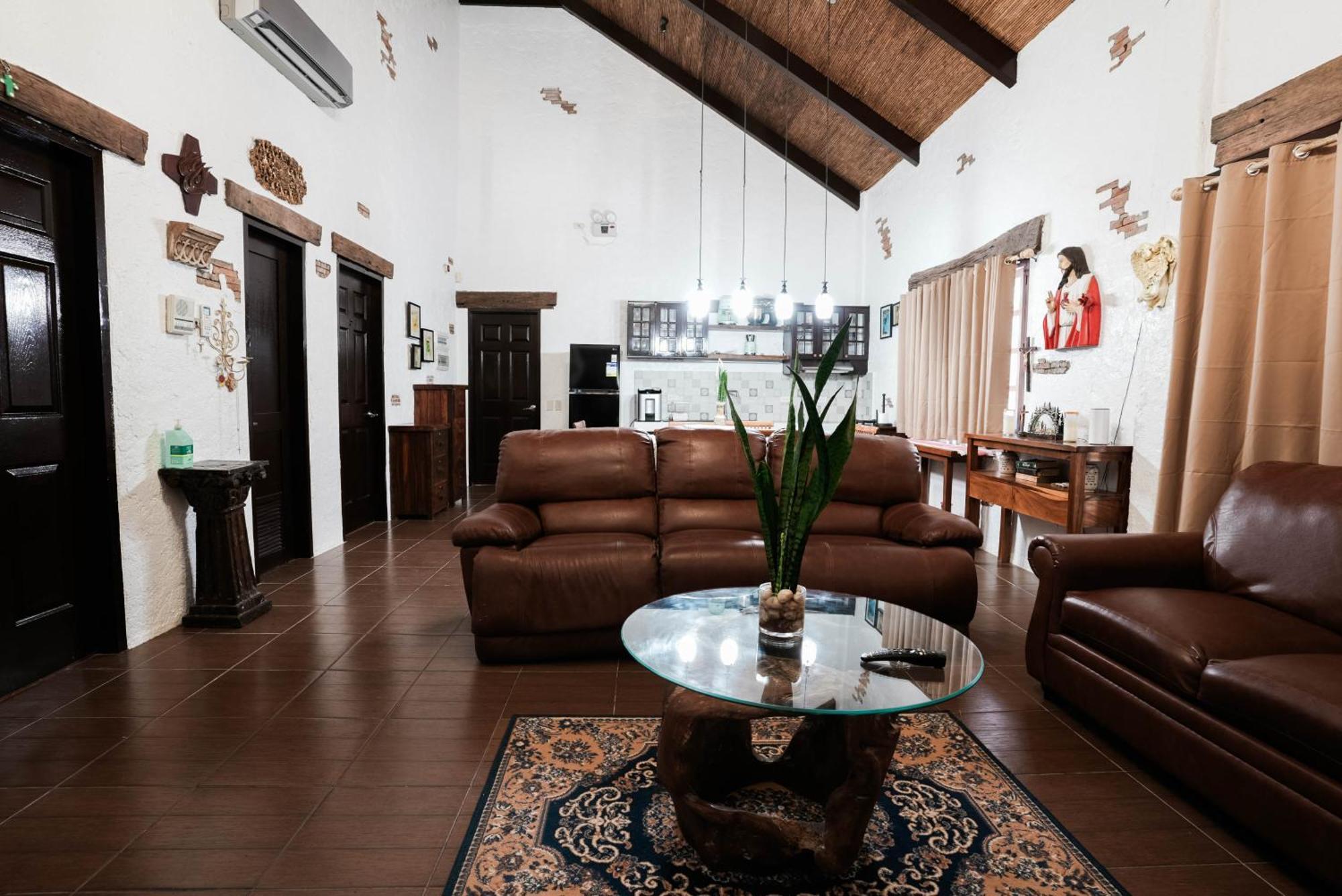 Casa De Celestina Private Resort Silang Экстерьер фото